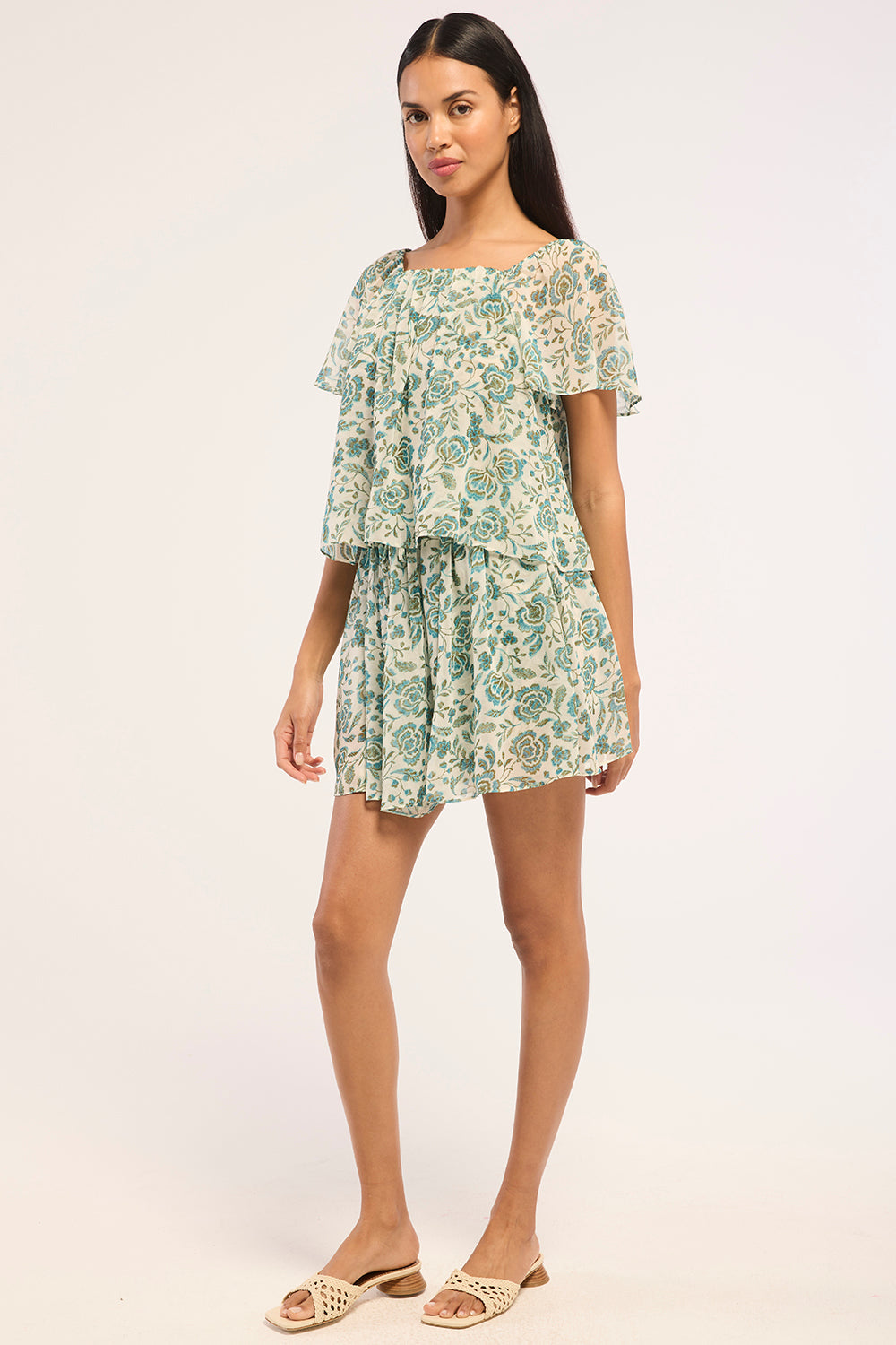 Elegant Sleeveless Top